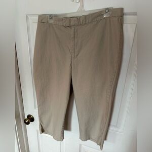 Calvin Klein like new, size 14, khaki cropped pants